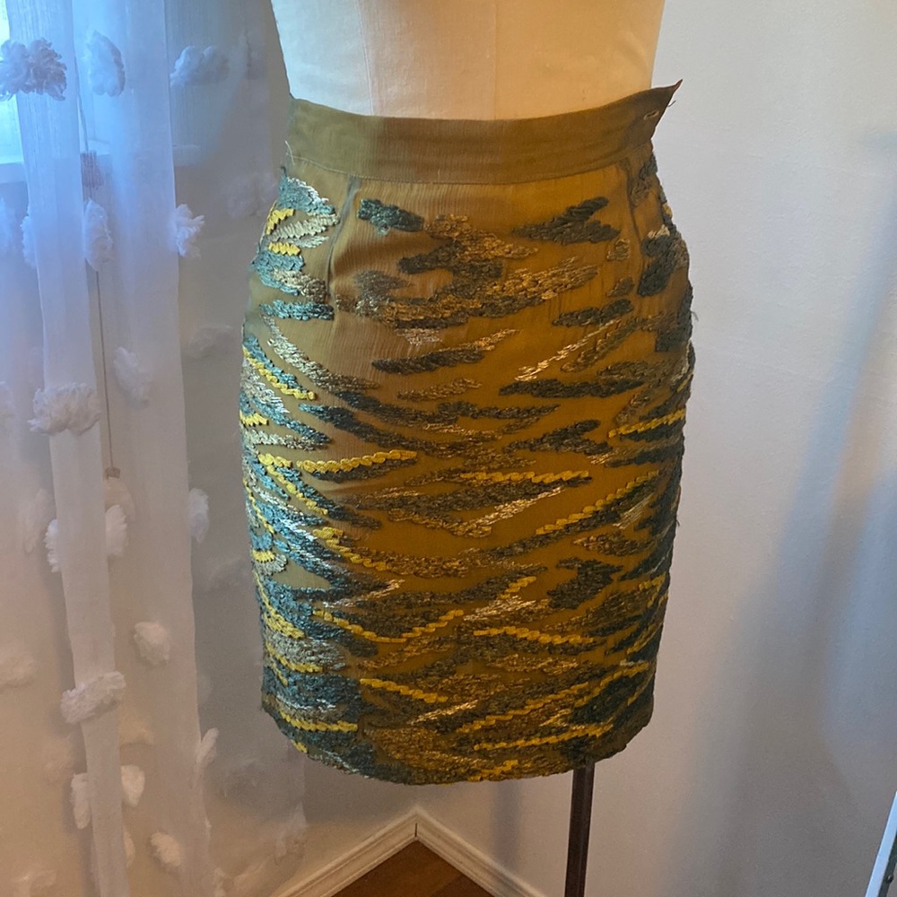 Gianfranco Ferre 100% silk skirt
